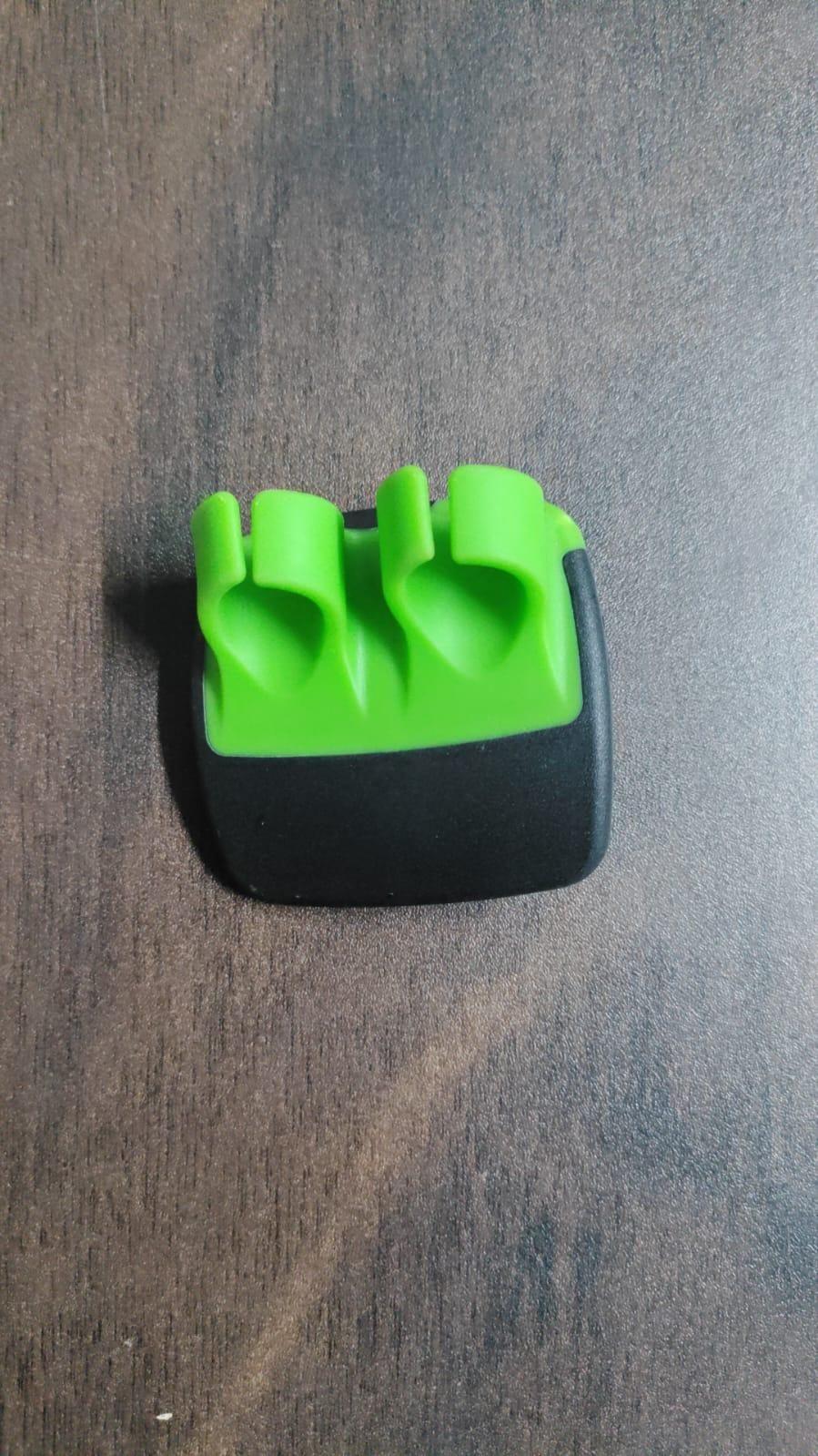 Fruit and Vegetable Peeler Set of 1